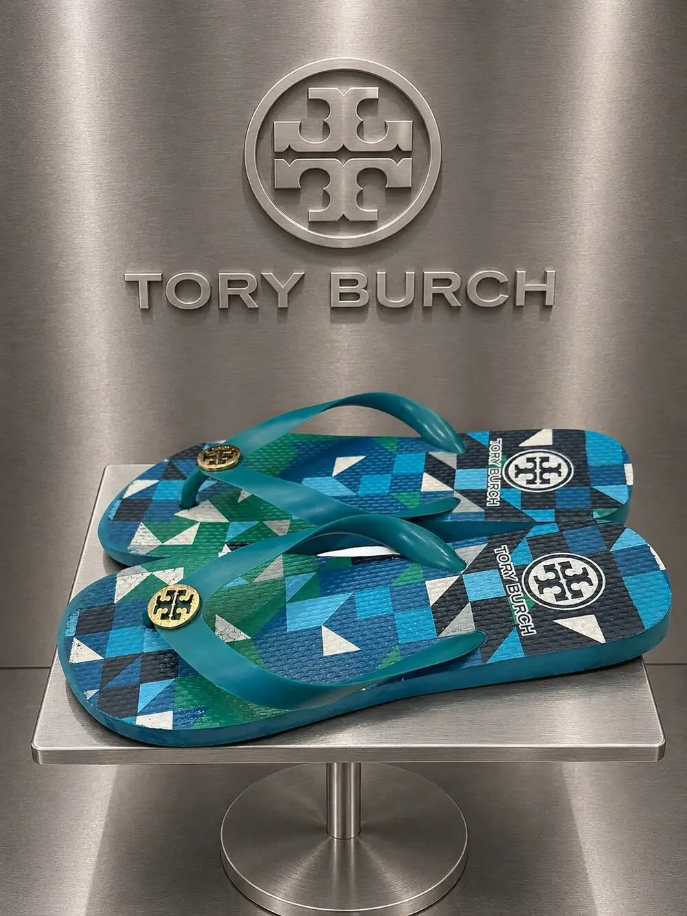 Tory Burch Chelsea Geometric Thin Flip Flops Blue Green Gold Logo Sz 6